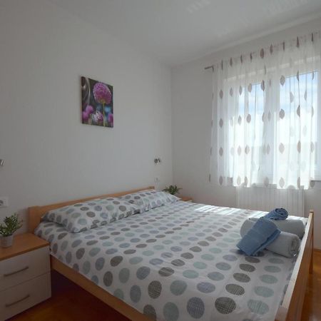 Apartment Baran Čižići Eksteriør billede